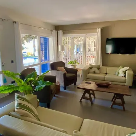 Villa Los Arcos, Costa Brava: Total Privacy, Nature And Sea Views *